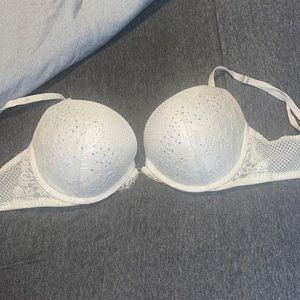 Victoria’s Secret Bra